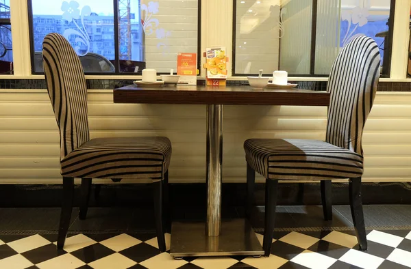 Τραπεζαρία Τραπέζι Και Καρέκλες Στο Εστιατόριο Πεκίνο Κίνα Φεβρουαρίου 2016 — Φωτογραφία Αρχείου