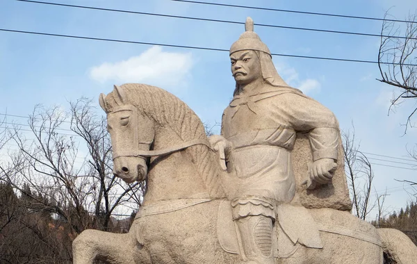 Каменная Статуя Генерала Династии Мин Цзигуана Великая Стена Шуйгуань Бадалин — стоковое фото