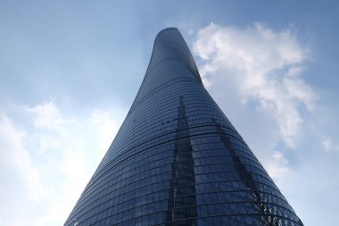 Shanghai kulenin karşı. Bu en uzun Çin ve ikinci dünya 's. Gensler, gözlük tarafından tasarım: 632m boyunda, 121 hikayeleri, kat alanı 380.000 sq.meter.