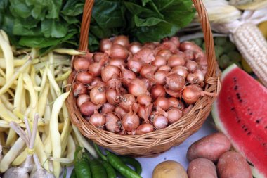 Farklı sebze Satılık.