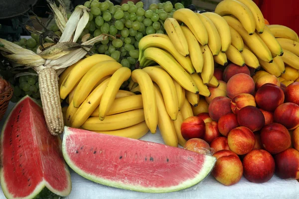 Diferentes Tipos Frutas Para Venda — Fotografia de Stock