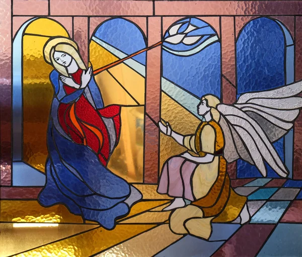 Ευαγγελισμού Της Θεοτόκου Υαλογράφημα Παράθυρο Στον Καθεδρικό Ναό Μητέρα Τερέζα — Φωτογραφία Αρχείου