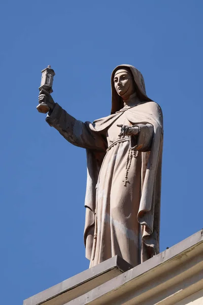 Statue Sainte Claire Assise Sur Cathédrale Stephen Shkoder Albanie — Photo