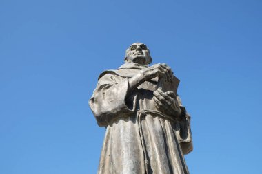 Zef Pllumi Arnavut Franciscan, rahip ve anı Shengjin, Arnavutluk'ta Memorial.
