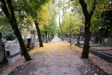 Bir mezarlık park, Zagreb, Hırvatistan'ın en önemli siteleri Mirogoj mezarlıktır.