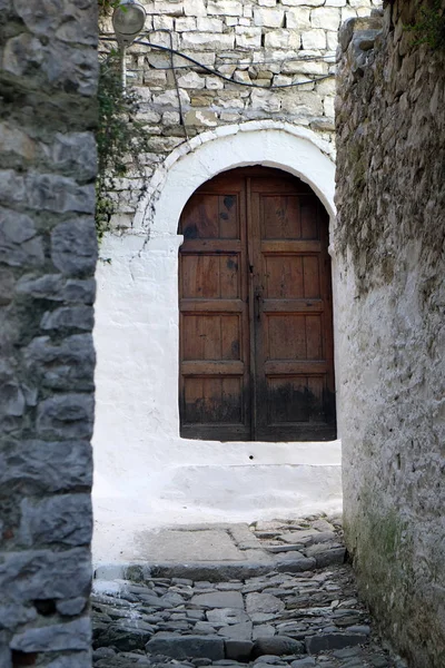 Pouf Case Tradizionali Nel Centro Storico Berat Conosciuta Come Città — Foto Stock