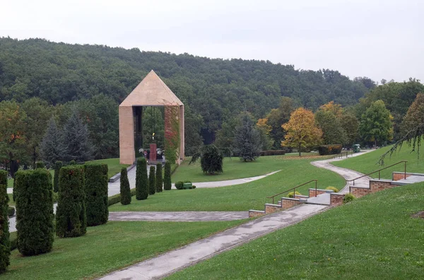 Der Mirogoj Friedhof Ist Ein Friedhofpark Einer Der Bemerkenswertesten Standorte — Stockfoto