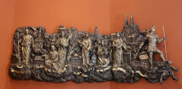 Relief Mit Kirchen Und Schutzpatronen Der Altstadt Von Zagreb Der — Stockfoto