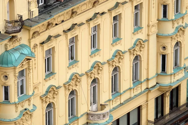 Gevel Van Oude Stad Voortbouwend Jelacica Zagreb Kroatië — Stockfoto
