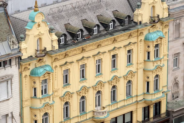 Fasad Den Gamla Staden Byggnad Ban Jelacic Square Zagreb Kroatien — Stockfoto