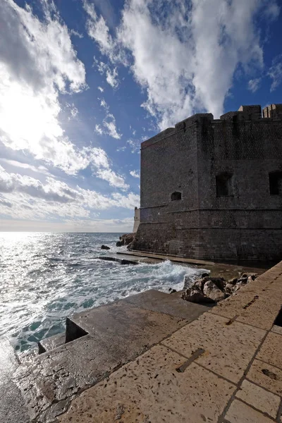 Defense Walls Old Town Dubrovnik Well Preserved Medieval Fortress Popular — Stock Photo, Image