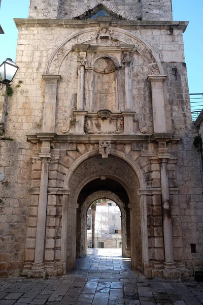 Principal Tierra Puerta Del Casco Antiguo Korcula Dalmacia Croacia —  Fotos de Stock