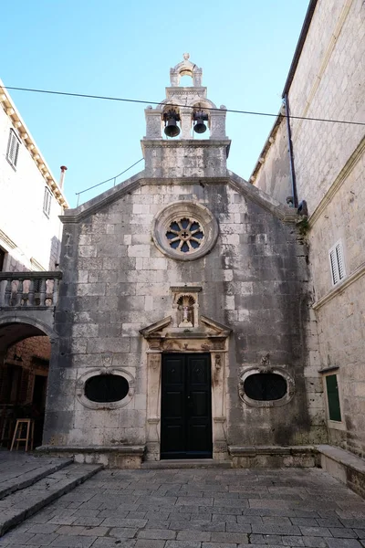 聖ミカエル教会 ダルマチア クロアチア コルチュラ島の古い町 — ストック写真