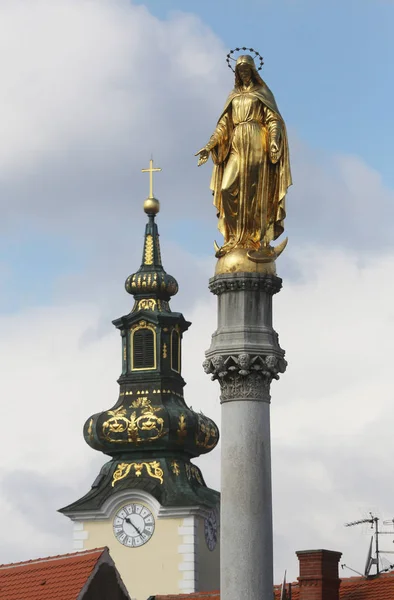 Zlatá Socha Panny Marie Kostel Panny Marie Ulici Tkalčićeva Záhřebu — Stock fotografie