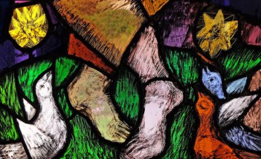 Assisi 'li Aziz Francis, Almanya' nın Kleinostheim kentindeki Fransisken manastırında Sieger Koder tarafından hazırlanan vitraylı pencerenin ayrıntıları.