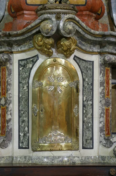 Tabernacolo Sull Altare Maggiore Nella Chiesa Francescana San Francesco Saverio — Foto Stock