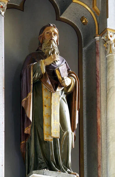 圣美多迪乌斯 克罗地亚卡曼耶圣母玛利亚教区教堂主祭坛上的雕像 — 图库照片
