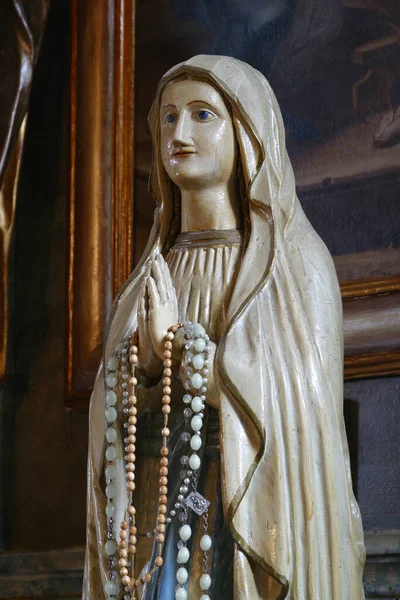 Virgen María Estatua Altar Iglesia Parroquial Santísima Trinidad Klenovnik Croacia — Foto de Stock