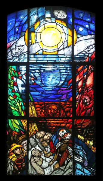 聖フランシスのスティグマタイゼーション ドイツ エルワンゲンの聖フランシス礼拝堂のシーガー コーダーによるステンドグラスの窓 — ストック写真
