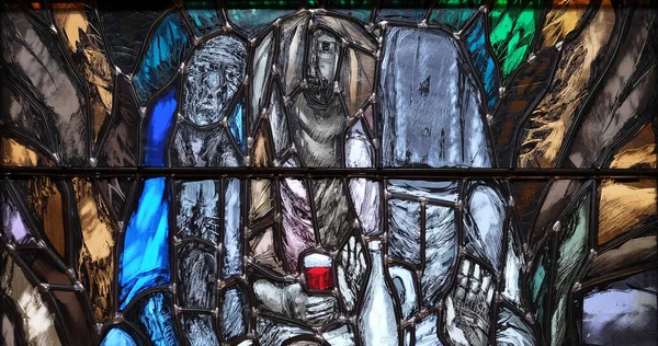 在德国皮弗拉斯的圣约翰教堂里 上帝的灵唤醒了一个新的生命 一个死的和活的生命 一个色彩斑斓的玻璃窗的细节 — 图库照片