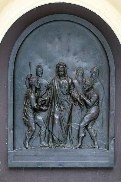 Állomások Kereszt Jézus Megfosztották Ruháit Szent Ferenc Xavier Templom Zágráb — Stock Fotó
