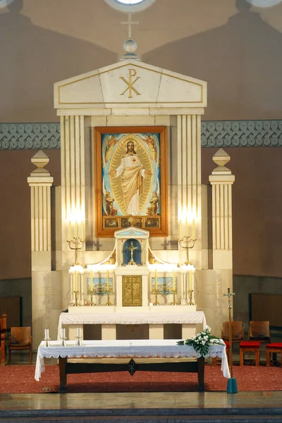 Hovedalteret Jesu Hellige Hjertes Kirke Salata Zagreb Kroatia – stockfoto