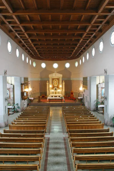 クロアチア ザグレブのサラタ イエスの聖なる心の教会 — ストック写真