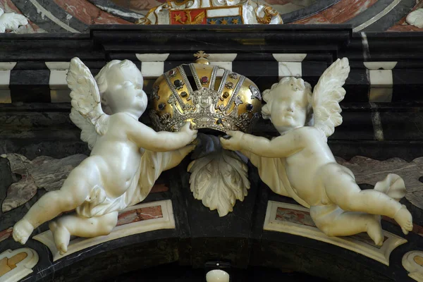 Anges Statue Sur Autel Principal Église Assomption Vierge Marie Remete — Photo