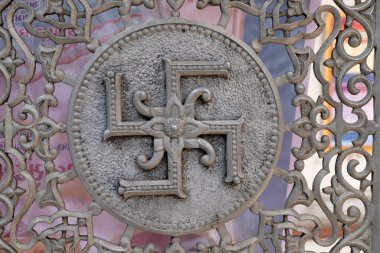 Babu Amichand Panalal Adishwarji Jain Tapınağı, Mumbai