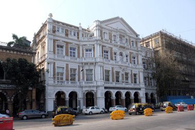 Kala Ghoda bölgesindeki Ordu ve Donanma Binası, Fort, Mumbai, Hindistan