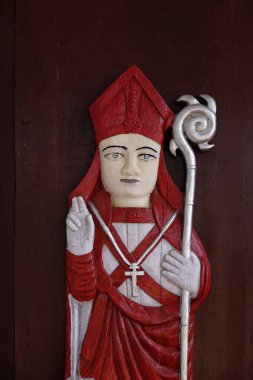 St. Blaise, Gandaulim, Goa, Hindistan 'daki St. Blaise Katolik Kilisesi' nin kapısı.