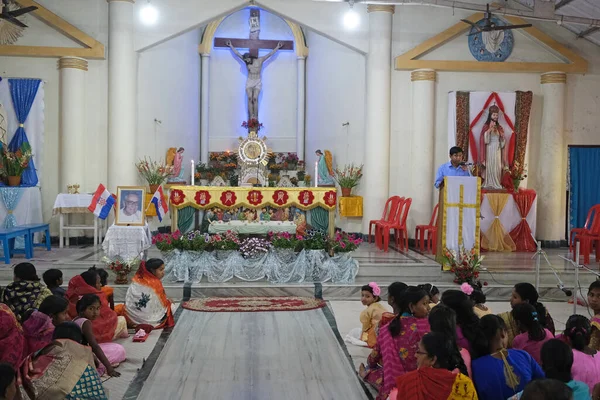 Msza Kościele Matki Bożej Lourdes Kumrokhali Zachodni Bengal Indie — Zdjęcie stockowe