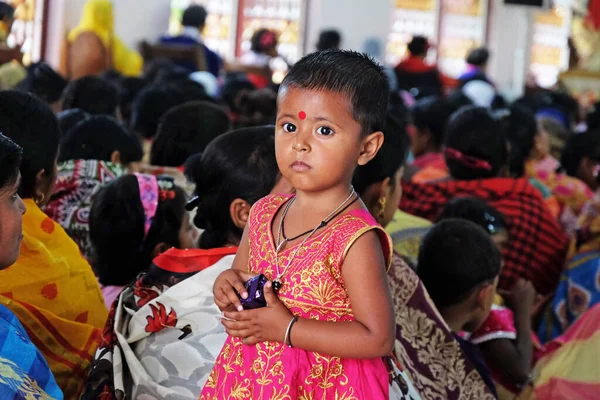 Niños Misa Iglesia Nuestra Señora Lourdes Kumrokhali Bengala Occidental India —  Fotos de Stock