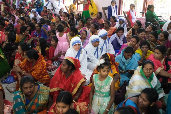 Santa Misa Iglesia Nuestra Señora Lourdes Kumrokhali Bengala Occidental India — Foto de Stock