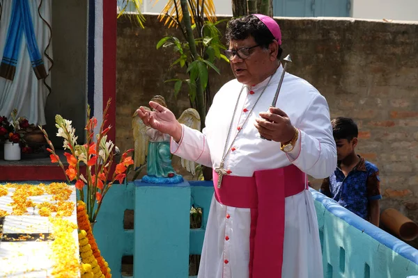 Bishop Shyamal Bose Leads Prayer Tomb Croatian Missionary Jesuit Father — Stock Photo, Image