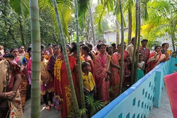 Oración Tumba Del Misionero Croata Padre Jesuita Ante Gabric Con —  Fotos de Stock