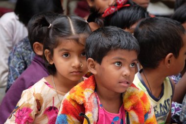 Kumrokhali 'deki okuldaki çocuklar, Batı Bengal, Hindistan
