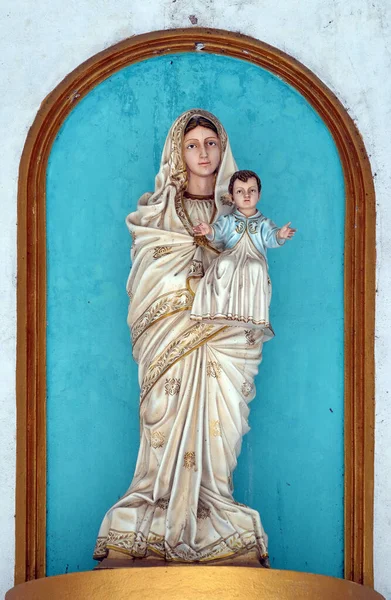 Maagd Maria Met Kindje Jezus Standbeeld Het Portaal Van Onze — Stockfoto