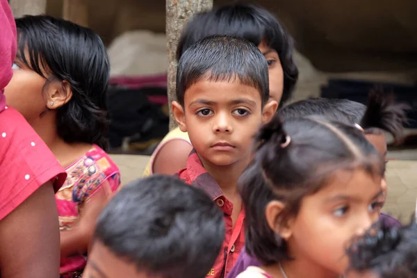 Kumrokhali 'deki okuldaki çocuklar, Batı Bengal, Hindistan