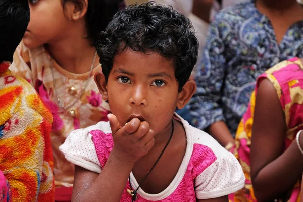 インド 西ベンガル州クムロカリにある学校の子供たち — ストック写真