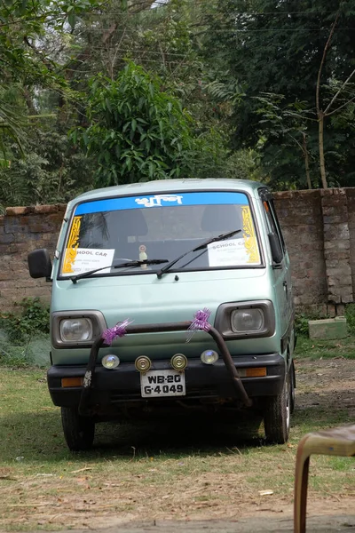 Una Camioneta Para Transporte Niños Escuela Kumrokhali Bengala Occidental India — Foto de Stock