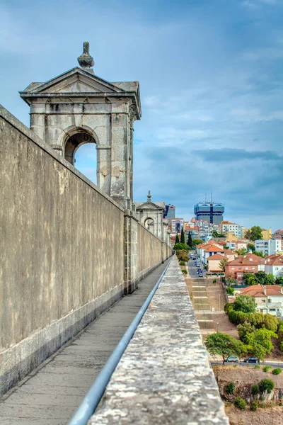 Widok z akweduktu na miasto Lizbona — Zdjęcie stockowe