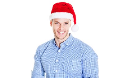 Beyaz adam için santa Noel şapka giyiyor. Beyaz arka plan üzerinde izole genç iş adamı. Başarılı çocuk Noel Baba şapkası