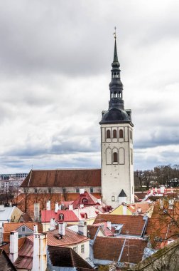 Tallinn içinde tarihi kent üzerinde Üstten Görünüm