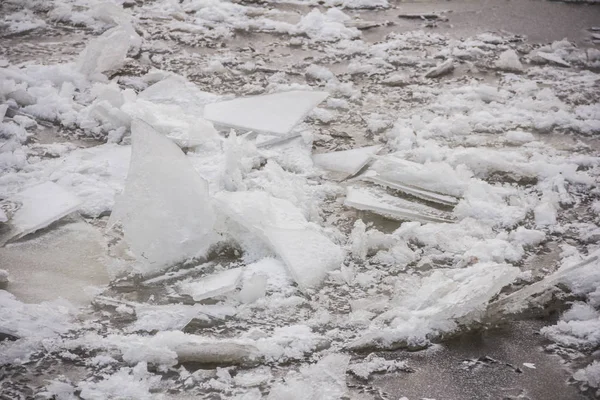 Kar Kış Nehir Arka Plan Üzerinde Kurulan Pack Buz Kaplı — Stok fotoğraf