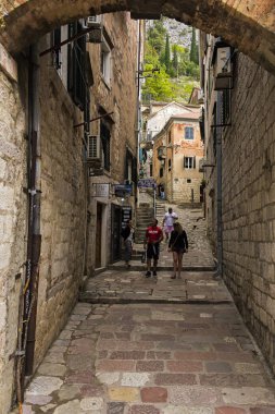 Karadağ, Kotor, 09 Ekim 2019. Kotor Kasabası. Eski Kotor sokakları. Unesco kasabası. Dar Sokak. 