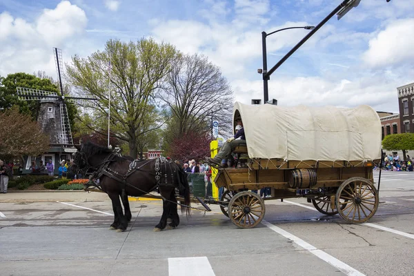 Mei 2019 Pella Iowa Usa Tulip Time Festival Parade Van — Stockfoto