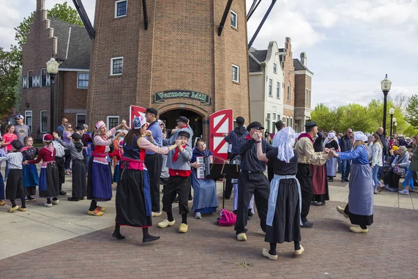 Května 2019 Pella Iowa Usa Lidový Tanec Národním Holandském Kostýmu — Stock fotografie