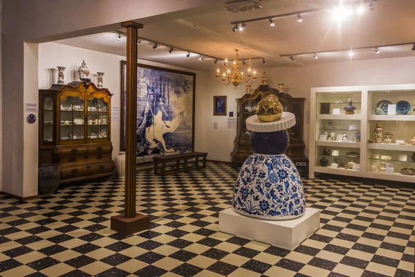 Delft Netherlands Holland January 2020 Pottery Masterpieces Handmade Painting Porcelain — 스톡 사진