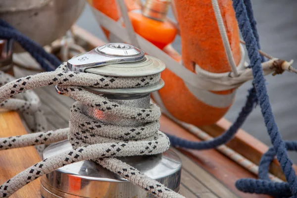 Sailboat Winch Rope Yacht Detail Nautical Part Yacht Cords Rigging — Stock Photo, Image